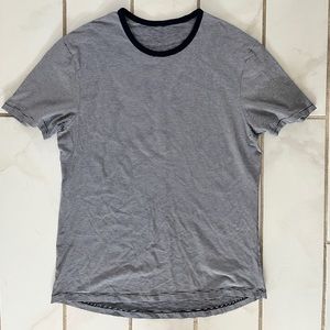 LULULEMON Men’s Short Sleeve Shirt